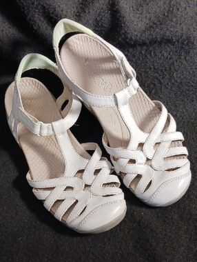 Bare Traps Faux Leather "Feena" Closed-toe Sandals